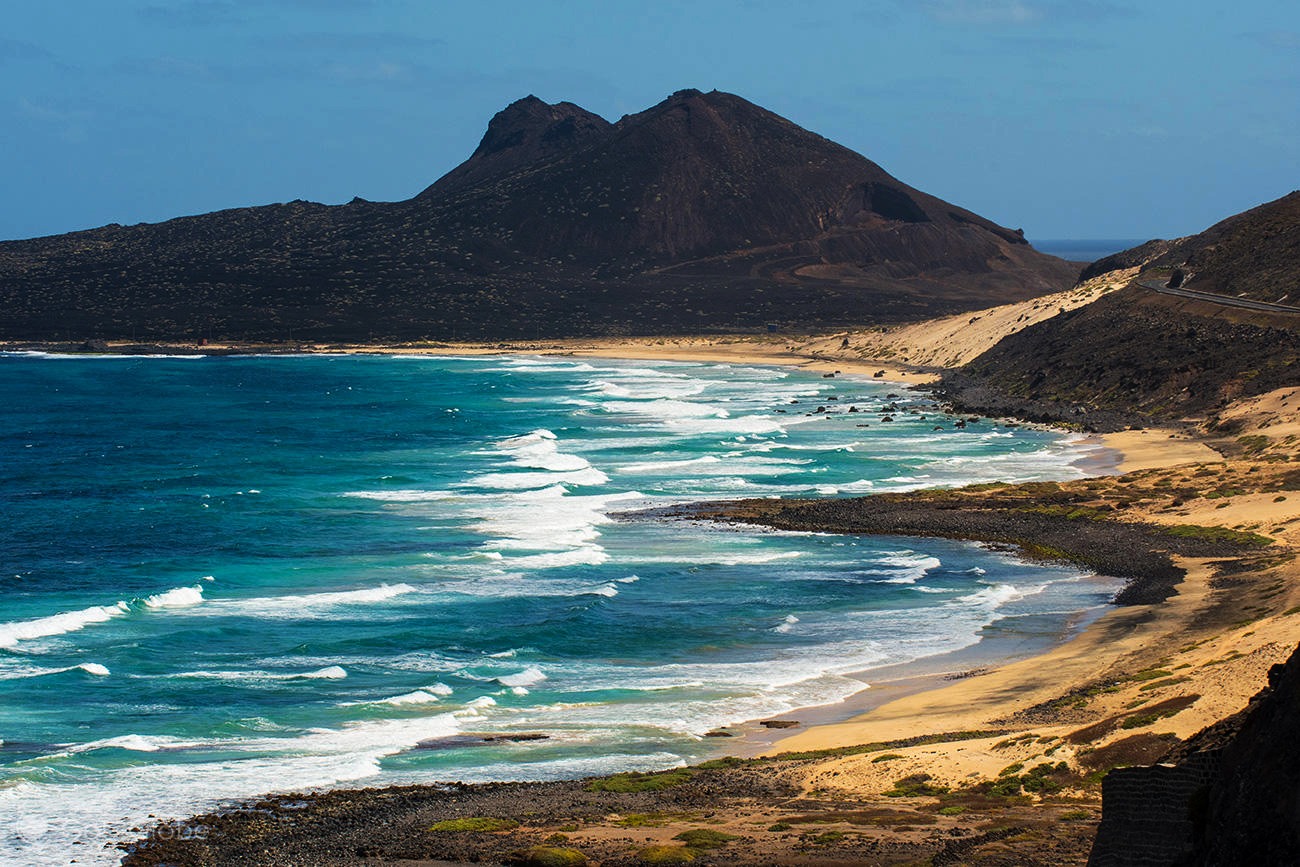 Coastal beaches in the north of Baía